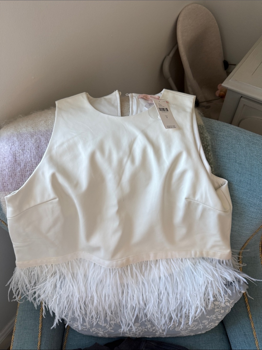 Hutch Cream Feather Top